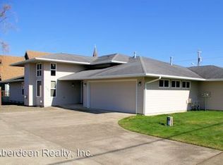 121 M St, Hoquiam, WA