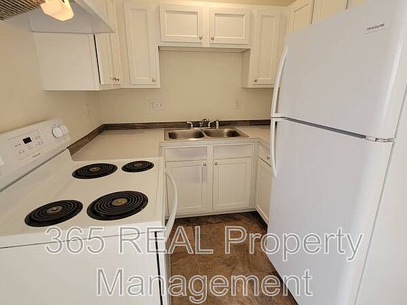 2nd image of 2025 4th Ave #1