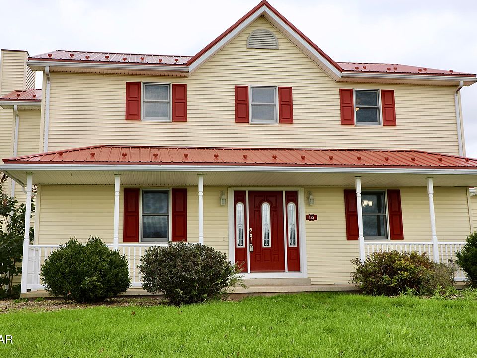 1st image of 155 Colonial Dr