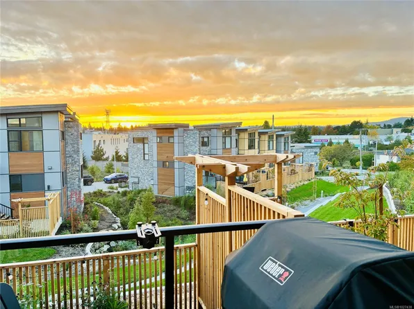 4253 Dieppe Rd #26, Saanich, BC V8X 2N2