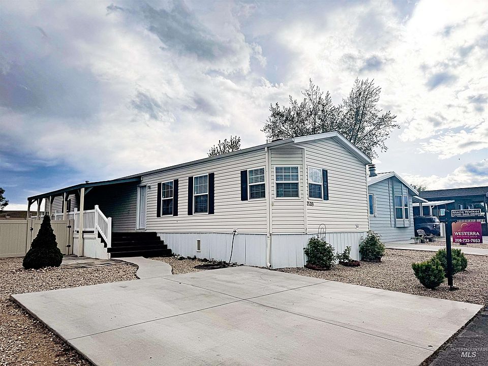 1st image of 2109 Blue Sage Ln Unit 116