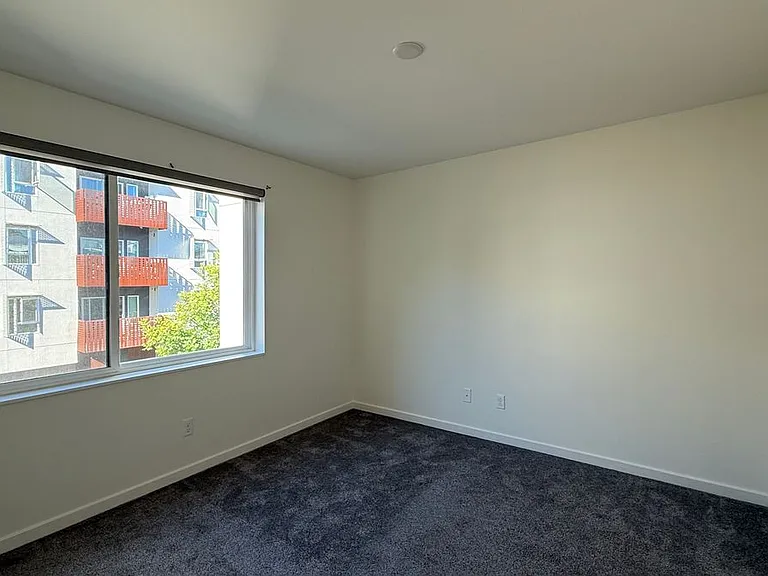 488 Garden St — Photo 23
