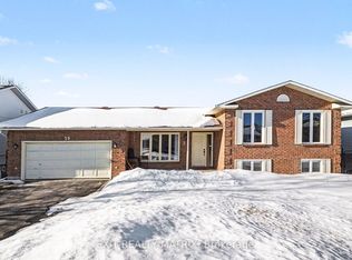 39 Lapointe Blvd, Russell, ON K0A1W0