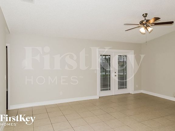 3rd image of 7743 Water Oak Ct