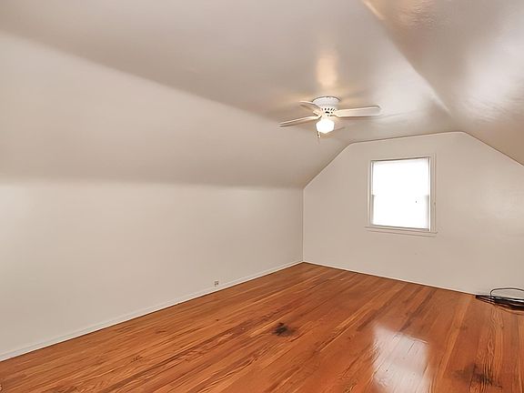 2nd image of 1207 Clearview Ave