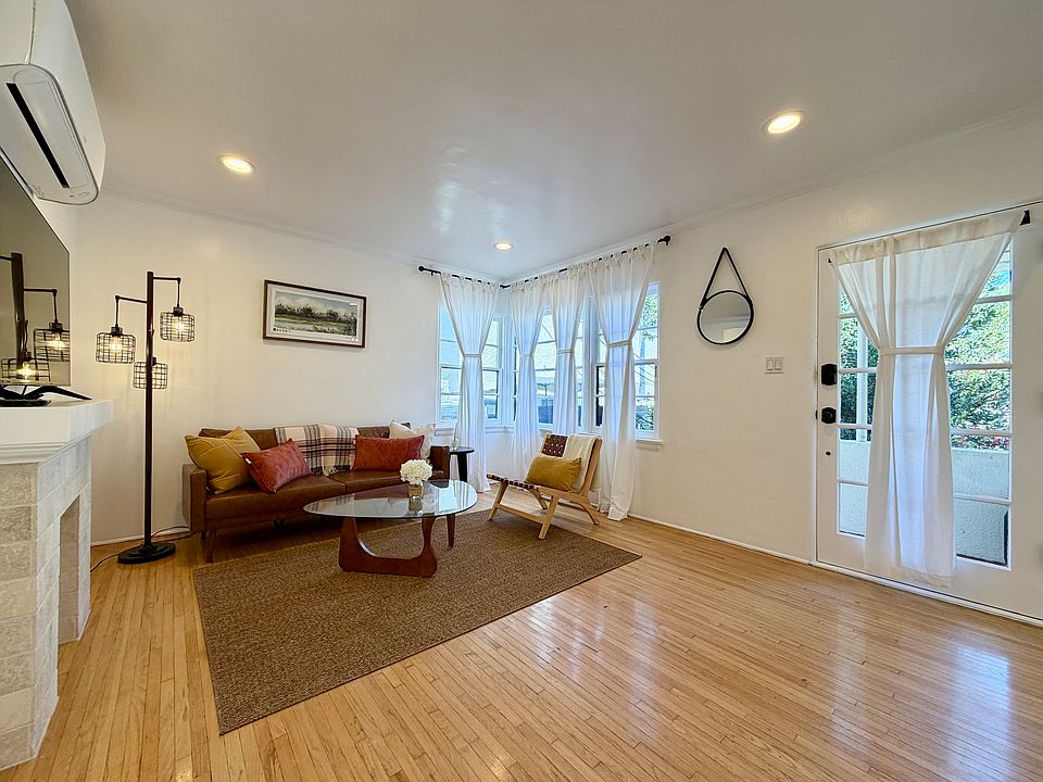 1st image of 1144 15th St #114456