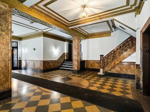 821 Bergen Avenue image 8 of 20