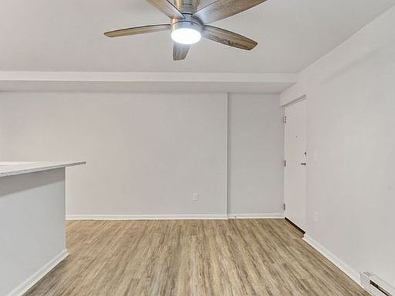 4th image of 2557 Hackberry St APT 2