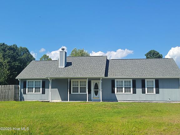 3rd image of 101 Glenwood Drive