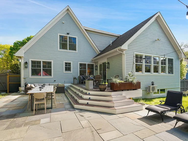 11 Annjim Dr — Photo 35