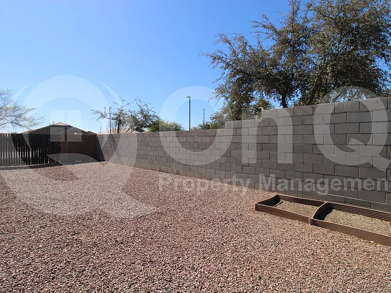 18620 W Larkspur Dr — Photo 25