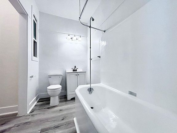 5th image of 341 S Alvarado St #304