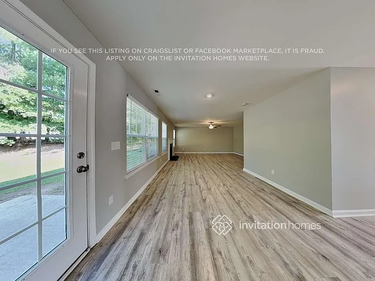 3920 Laurel Glen Dr — Photo 5