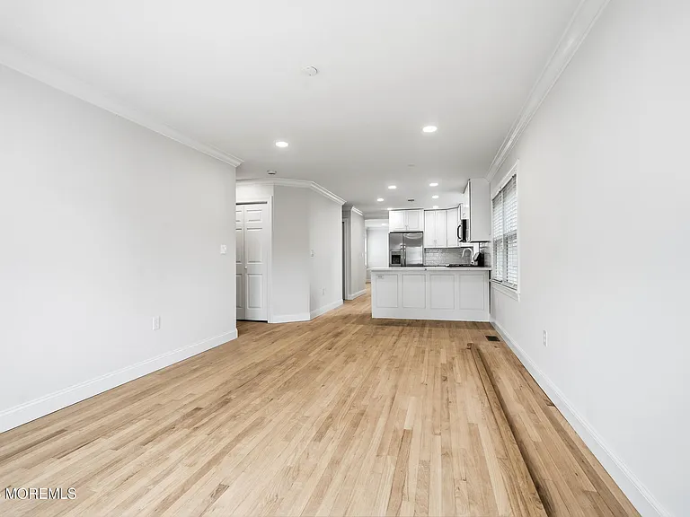 21 New St — Photo 11
