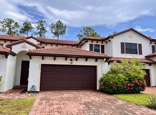 7935 Bristol Cir, Naples, FL 34120