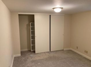 602 N 48th St #2, Seattle, WA 98103