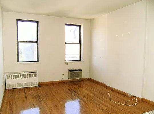 Rented by City Connections Realty | media 36