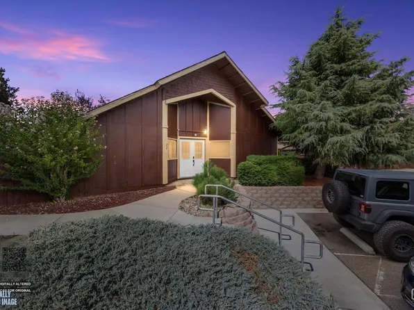 22 Village Ln, Tehachapi, CA 93561