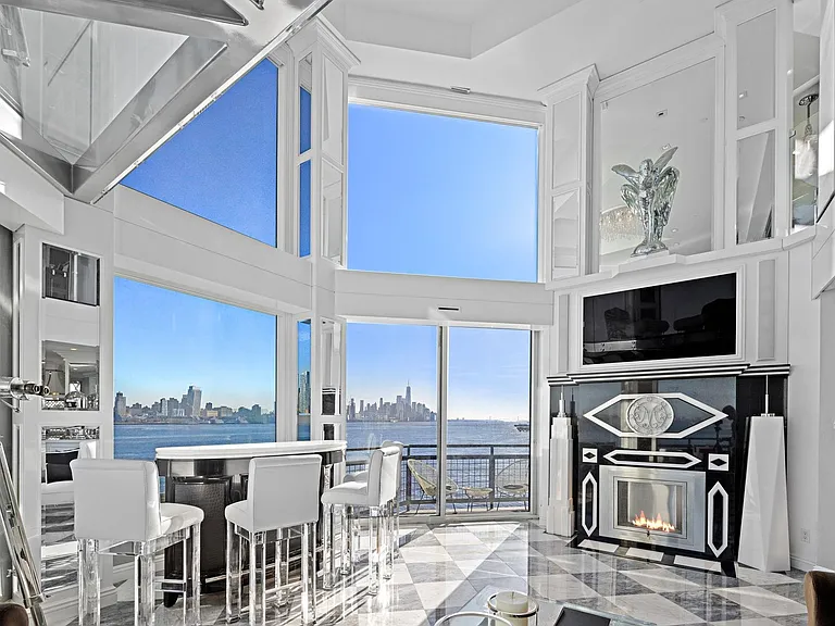 600 Harbor Blvd #1079-81R — Photo 8