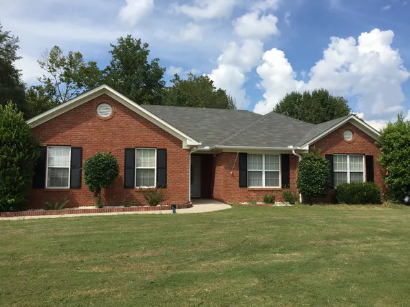 1885 Nick Davis Rd, Harvest, AL 35749