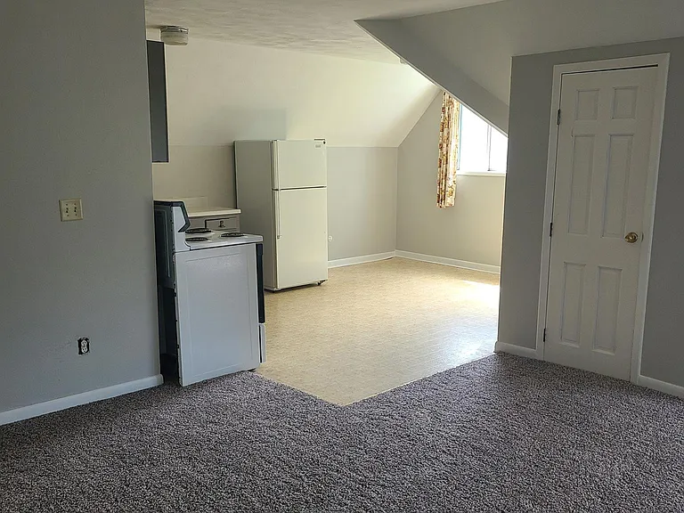 316 Stuart Ave #9 — Photo 7