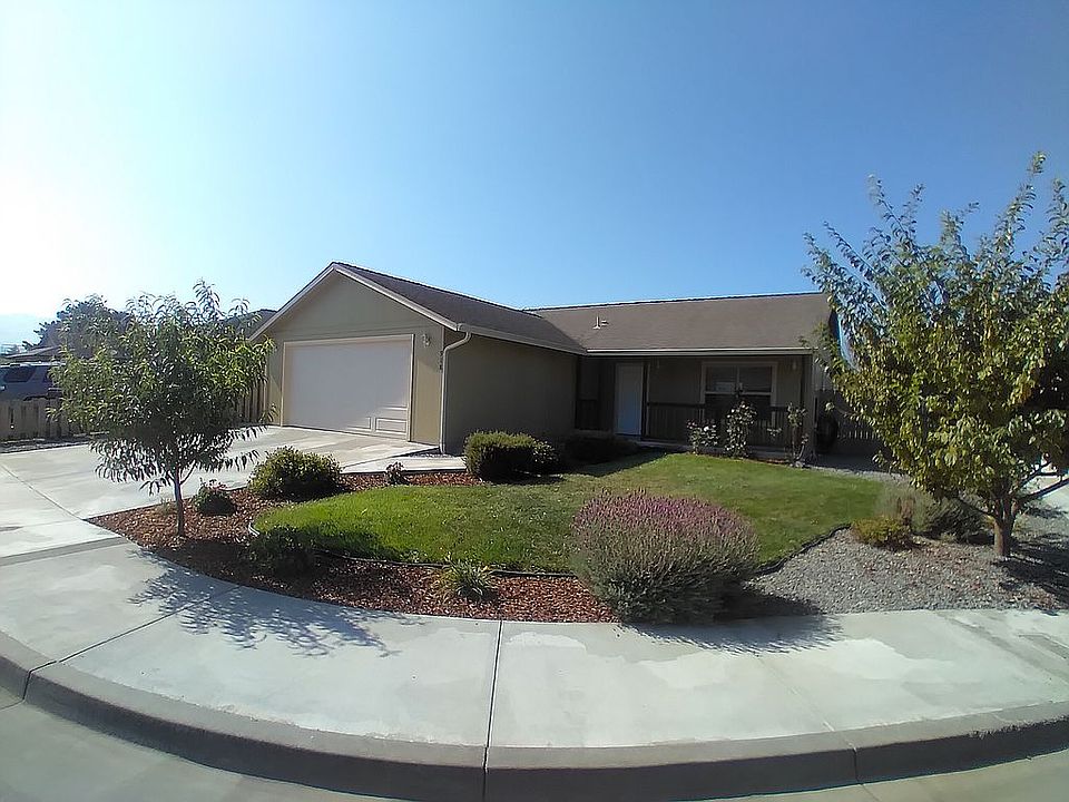 Front of home from street