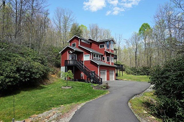 1st image of 401 Whispering Ln