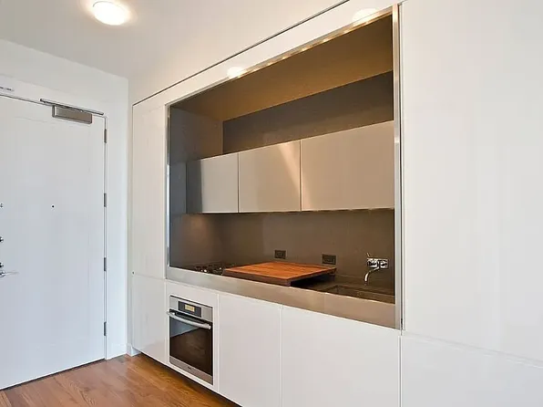 15 William Street image 2 of 10