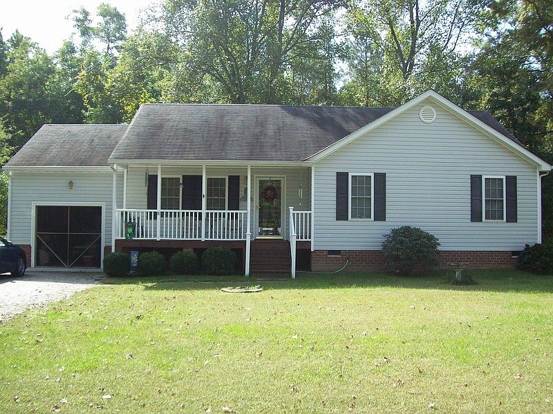 1st image of 5919 Willowbranch Dr