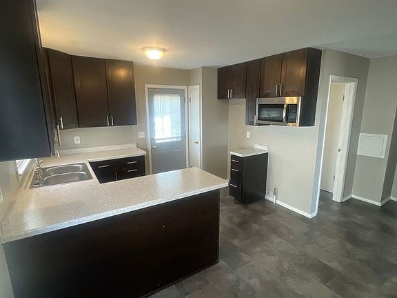 4th image of 8584-8586 N 107th St