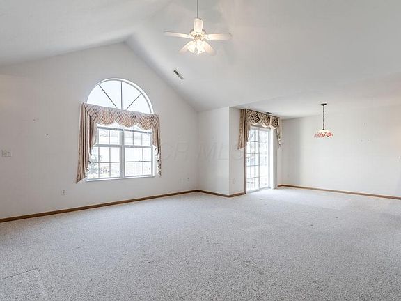 4th image of 7819 Meadowlark Ln S
