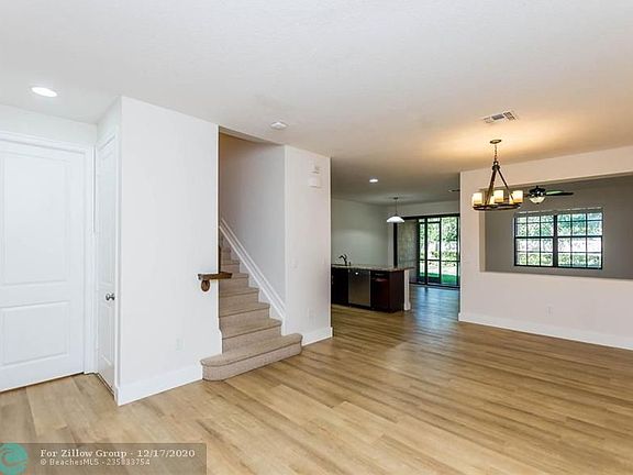 5th image of 13005 Riverwalk Cir #13005