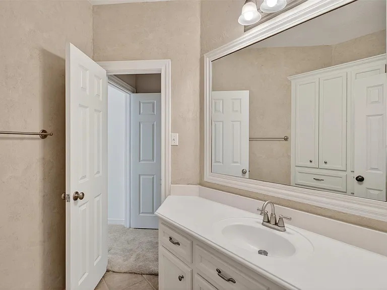 10626 Crystal Cove Dr — Photo 39