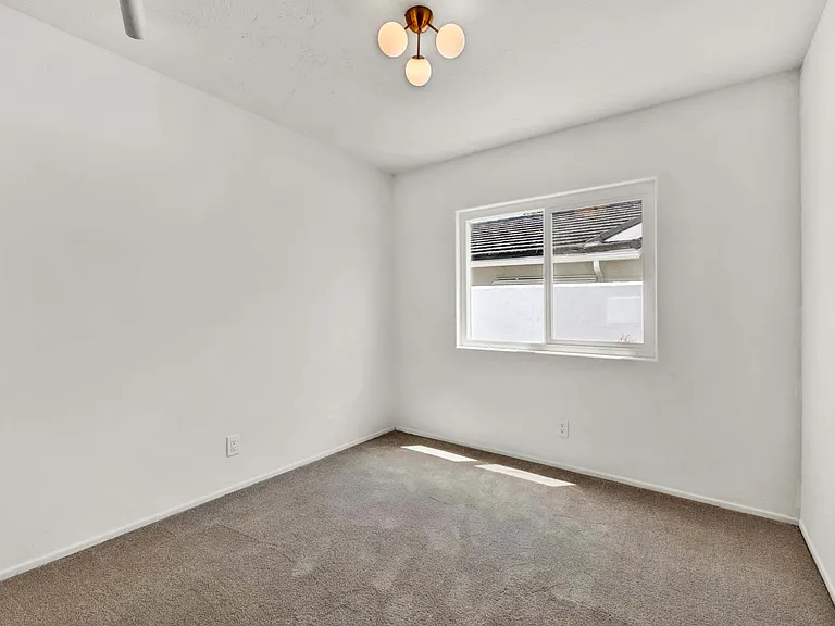 23495 Porter Cir — Photo 15