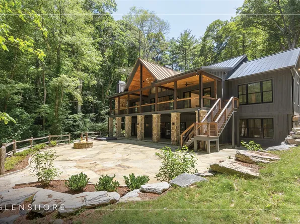 935 Glenshore Drive, Cullowhee, NC 28723