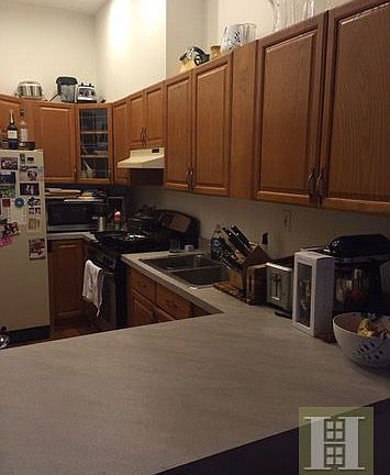 5th image of 315 W 76th St APT 3