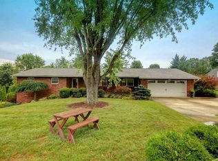 223 Maplewood Ests, Scott Depot, WV 25560
