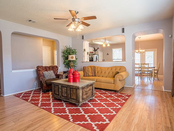 5th image of 8118 Cooper Corral Cir