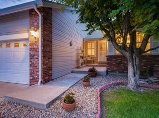 35 Canongate Ln, Highlands Ranch, CO 80130