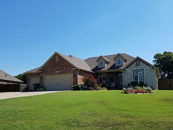 2nd image of 22335 Riverwood Dr