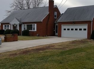 719 Basehoar School Rd, Littlestown, PA 17340