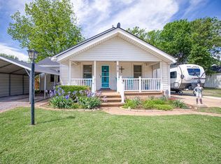 918 S 7th St, Kingfisher, OK 73750