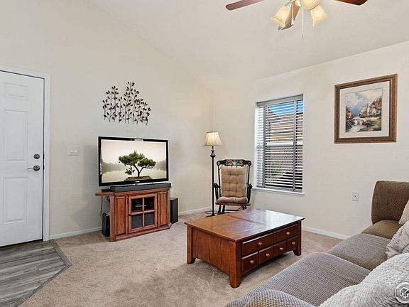 4th image of 4480 Espirit Dr