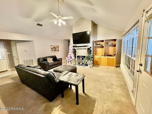 5th image of 118 Avron Dr