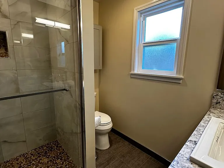 723 Laurel St #723 — Photo 8