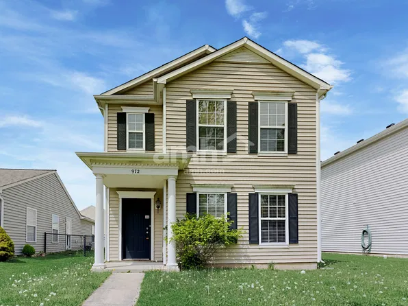 972 Brookstone Dr, Franklin, IN 46131