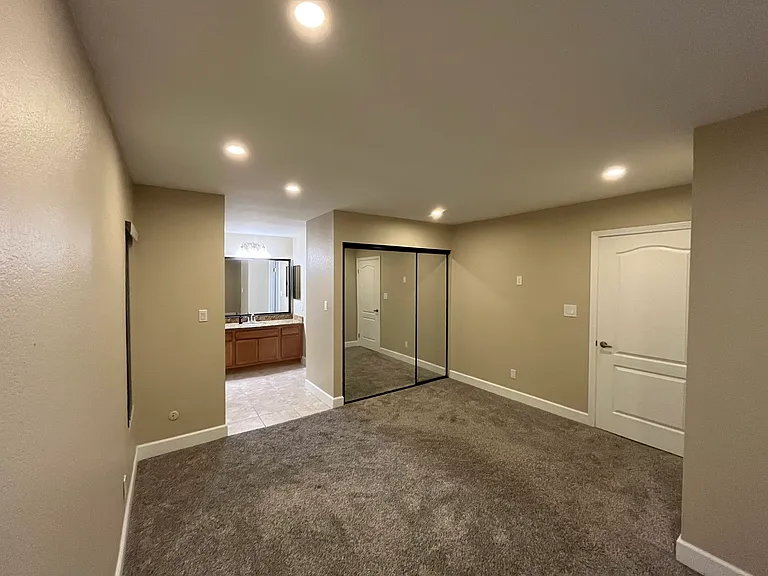 1345 Cabrillo Park Dr #N10 — Photo 7