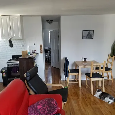 Rented by Nooklyn NYC LLC | media 23