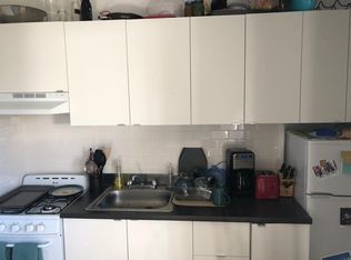 640 W Addison St APT 40, Chicago, IL 60613