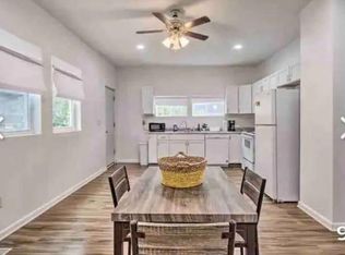 3504 E 10th St, Indianapolis, IN 46201